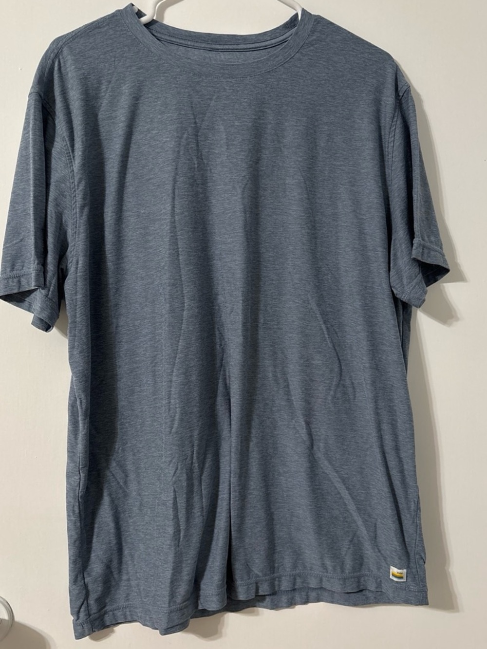 Vuori Men's XL T-Shirt in Slate Blue